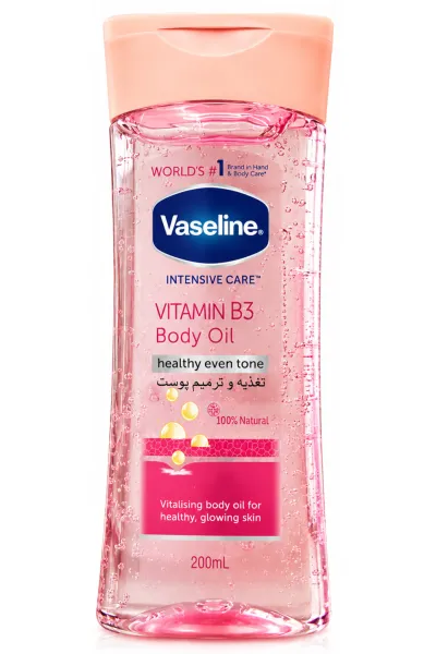 Vaseline وازلین  روغن بدن آبرسان و درخشان کننده ویتامین B3 روشن کننده 